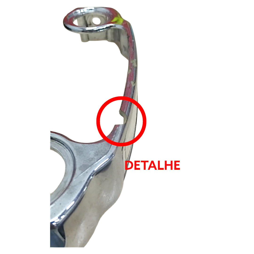 Emblema Frontal Suzuki Yes 125 Detalhe Original — Avaria 2