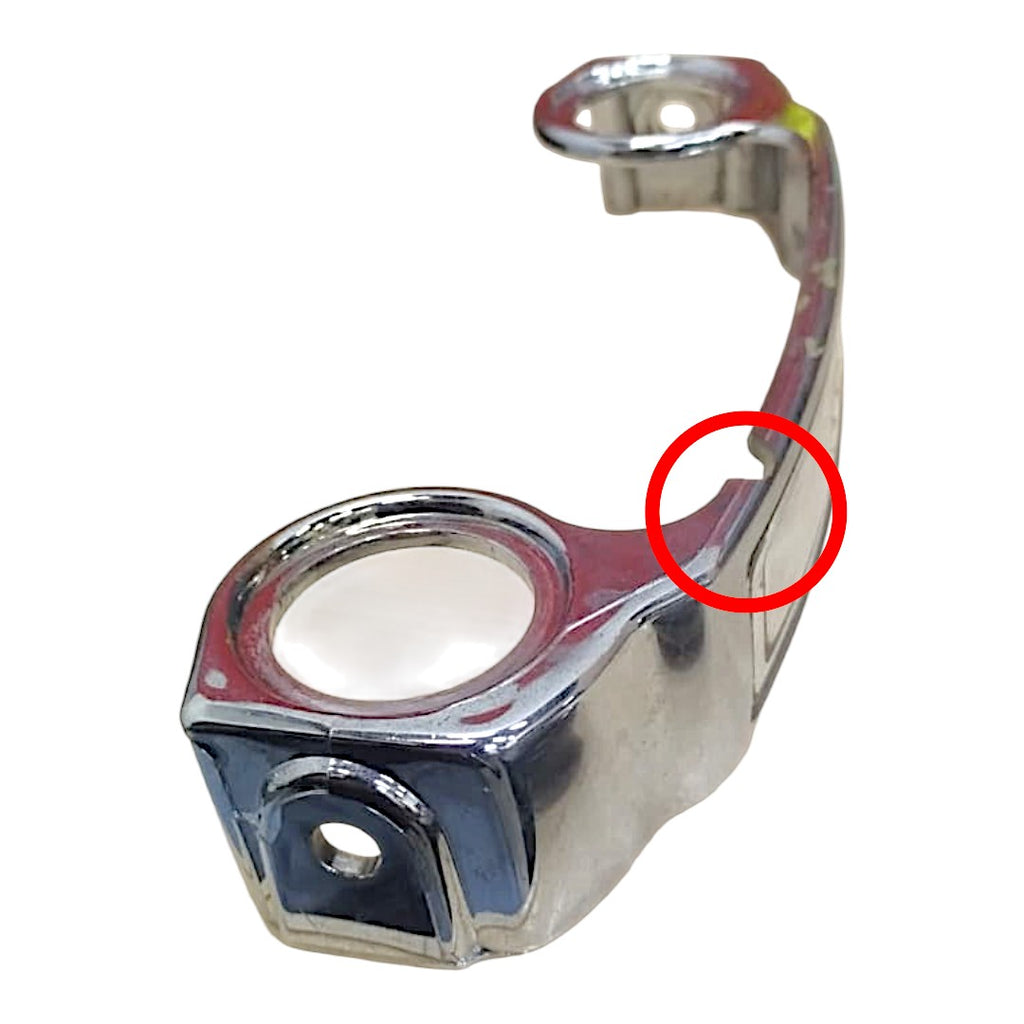Emblema Frontal Suzuki Yes 125 Detalhe Original — Avaria 2